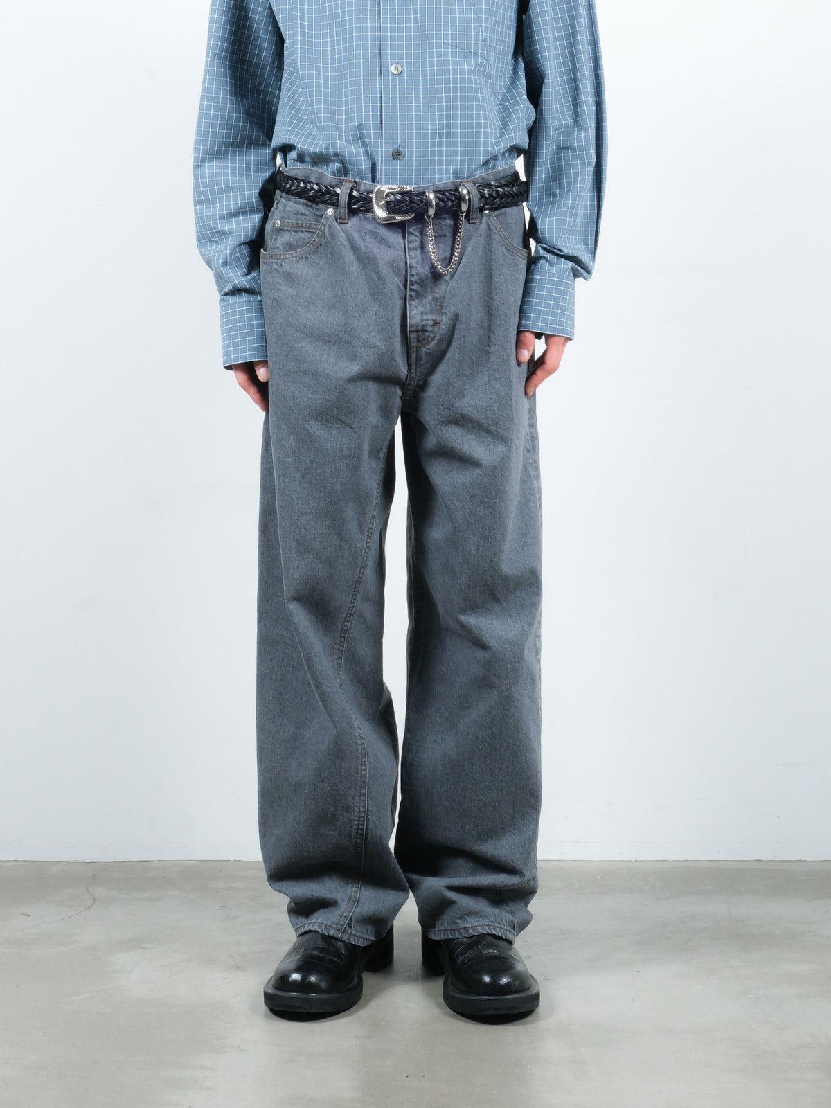 USED TWIST DENIM PANTS