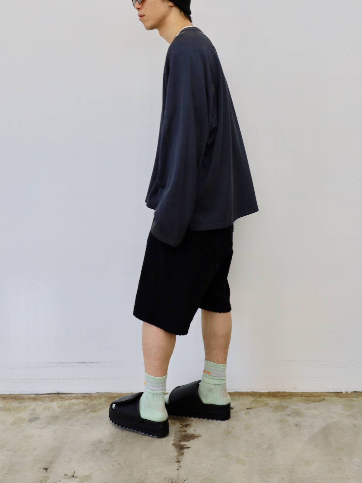 GEOMETRIC PILE WIDE SHORTS