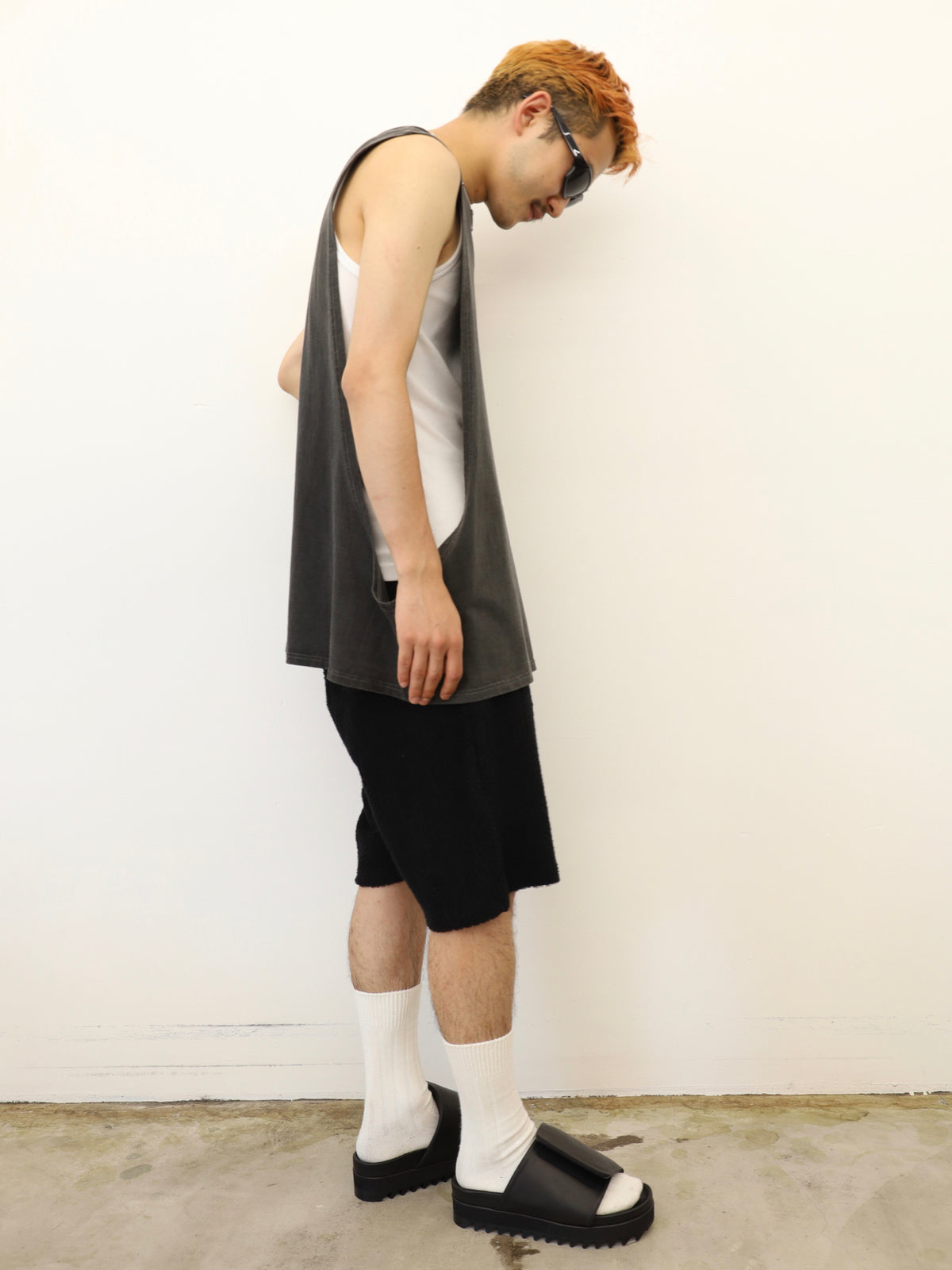 GEOMETRIC PILE WIDE SHORTS