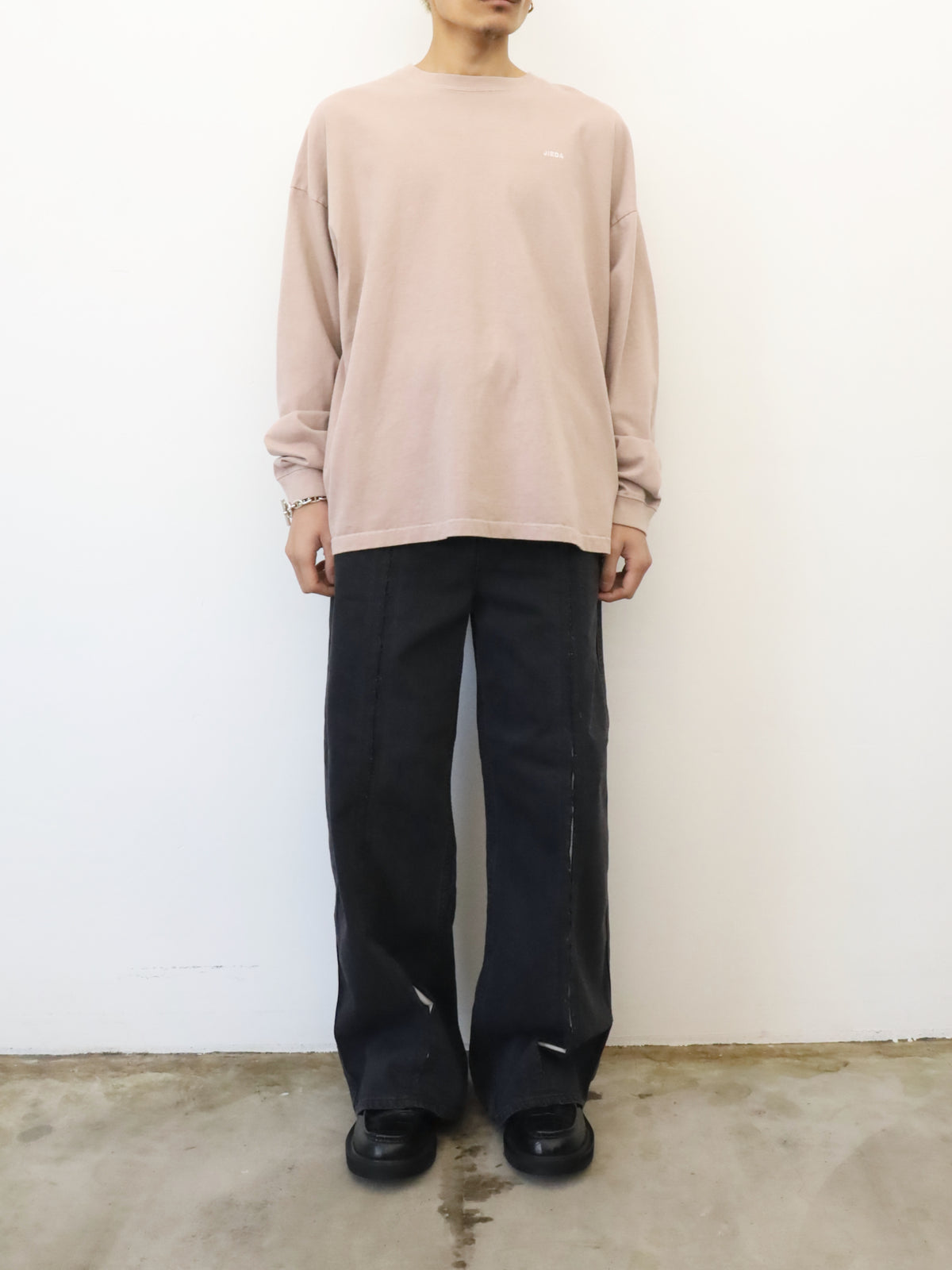 LEATHER LOAFERS