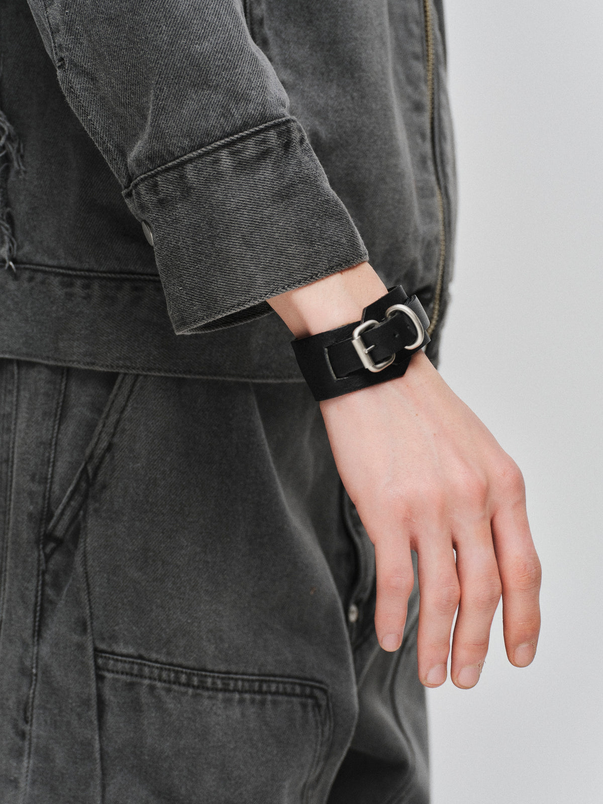 NL × JIEDA THIN LEATHER BRACELET