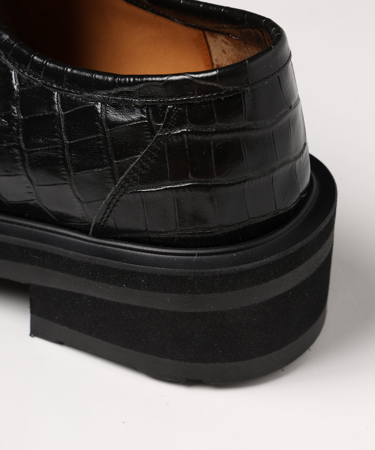 LEATHER LOAFERS