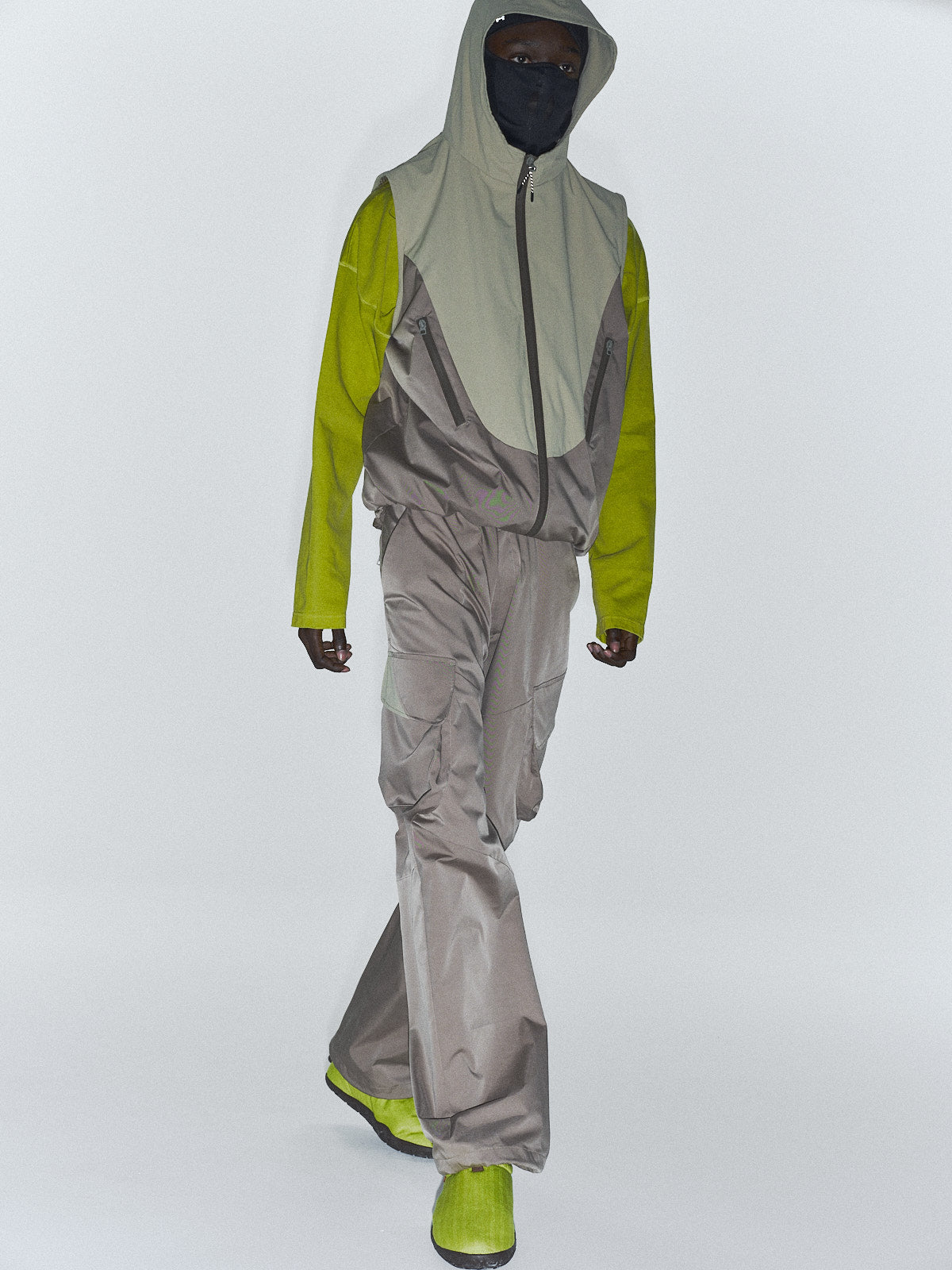 FOODE VEST