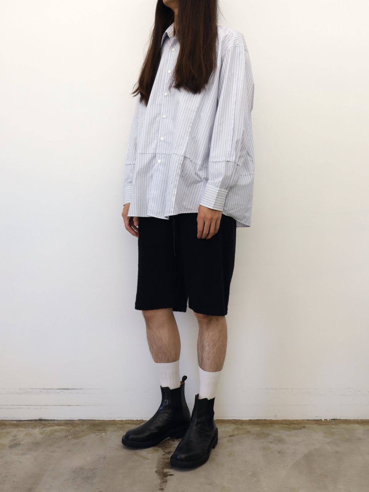 GEOMETRIC PILE WIDE SHORTS