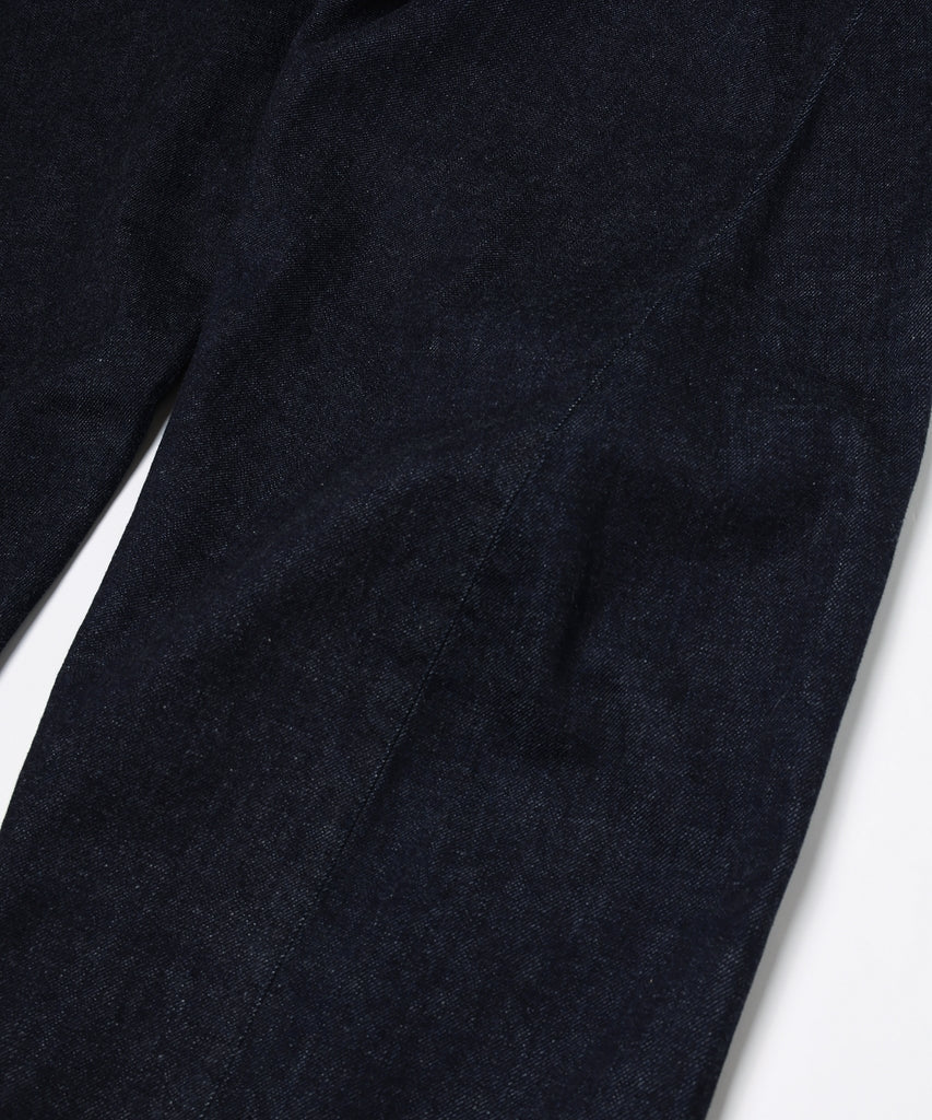 3D CUTTING DENIM PANTS