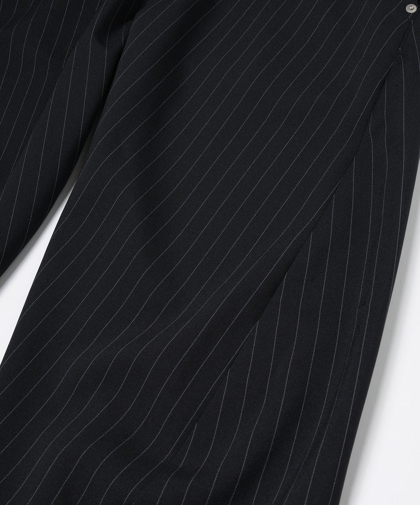 3D STRIPE CUTTING PANTS