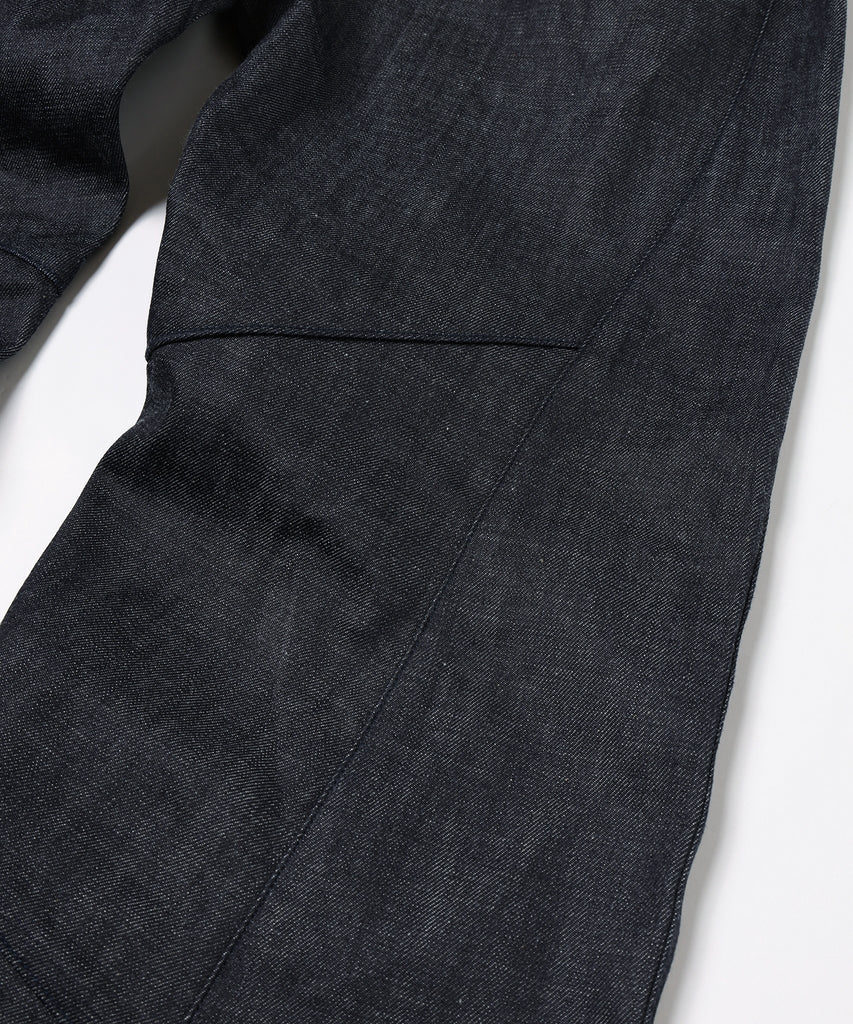 ENGINEERED DRAPING FLARE DENIM PANTS